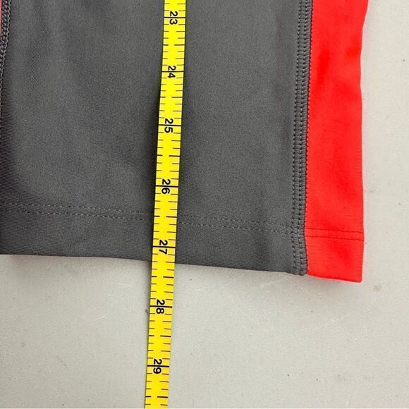 Under Armour 3/4 length compression leggings size XL - Picture 7 of 7